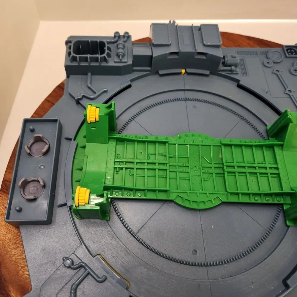 Thomas & Friends 2009 base station HiT toy company